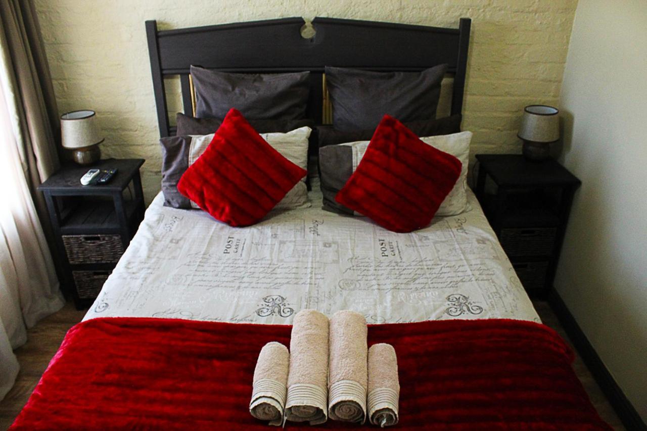 African Adventures Accommodation دوربانفيل المظهر الخارجي الصورة